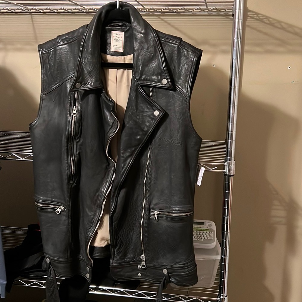 We the Free by Free People Rita Black Distressed Lamb Leather Vest NWT Sz. Large
